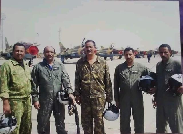 عاجل| مقتل مدير كلية الطيران والدفاع المدني في قصف جوي للتحالف على صنعاء